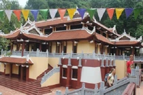 Lộ công trình lạ, không phép ở chùa Hương