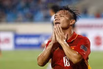 Đương kim QBV không có tên trong ĐTQG Việt Nam dự AFF Cup 2018