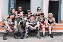 Vân Dung: Tôi tát Việt Anh như trời giáng khi đóng “Người phán xử tiền truyện”