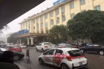 Dân mạng thích thú khoe ảnh trận mưa giải nhiệt sau đợt nắng đỉnh điểm