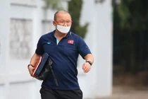 HLV Park Hang Seo tự cách ly phòng COVID-19 dù sức khỏe bình thường