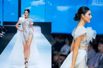 Comeback sàn catwalk, vợ siêu mẫu của Mạc Hồng Quân vẫn "đỉnh của chóp"