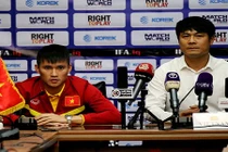 HLV Hữu Thắng nói gì sau pha vào bóng của Quế Ngọc Hải?