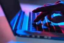 Bóc mẽ chiêu lừa đảo, chiếm hơn 2 tỷ đồng của nữ quái