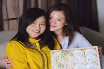 "Ngọc nữ" Thái Lan hé lộ "gia đình cực phẩm", netizen khen hết lời