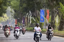 Bắc Bộ và Trung Bộ nắng diện rộng, nền nhiệt tăng nhanh