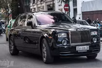 Cận cảnh siêu xe chục tỷ đưa đón thành viên Big Bang 