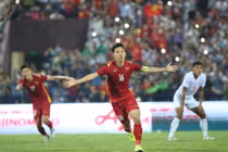 Thắng nhẹ Myanmar, U23 Việt Nam vững ngôi đầu bảng SEA Games 31