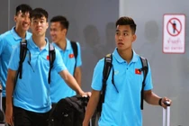 Thắng Malaysia chưa kịp vui, đội tuyển Việt Nam lại trắng đêm di chuyển