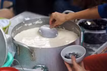 Trước kỷ nguyên trà sữa đâu là món ăn khiến giới trẻ ngả nghiêng