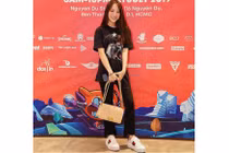 Xuất hiện trong sự kiện, ái nữ nhà Minh Nhựa gây sốc về độ chơi