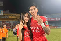 Chuyện tình 3 năm ngọt ngào của Đoàn Văn Hậu và bạn gái