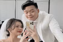 Trung vệ đội tuyển Việt Nam lộ ảnh sắp là "chồng người ta"