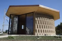 Nhà in 3D từ đất và vỏ trấu với chi phí 1.000 USD