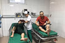  Tai nạn xe khách, sau tiếng rầm la liệt người bị thương