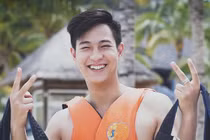 Hot boy cầu lông “khuynh đảo” MXH: Nụ cười rực rỡ đẹp trai như trai Hàn