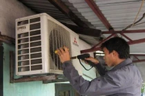 Mẹo đơn giản sửa cục nóng điều hòa chảy nước