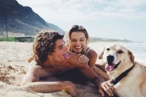 Cặp đôi sung sướng làm dân mạng phát sốt vì ghen