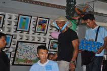 Man City được tặng gì khi đến Việt Nam?