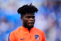 Chuyển nhượng bóng đá mới nhất: MU nhắm sau Atletico thay thế Ander Herrera