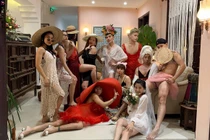 "Cười vỡ bụng" với bữa tiệc mặc đầm ngủ sexy của hội nam nhân