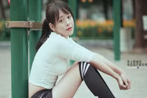 Vẻ đẹp ngọt ngào của nữ sinh trường Du lịch