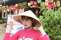 Nữ sinh ĐH Hoa Sen bị nhầm là con lai vì quá xinh