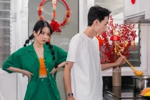 Giữa tin đồn chia tay, "DJ búp bê" và bạn trai có động thái