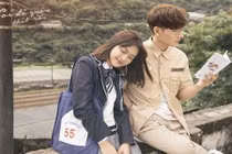 Nữ sinh trường Báo “cực tình” trong MV mới của Isaac là ai?