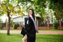 Hot girl số 1 Đà Nẵng cuối cùng cũng chịu tốt nghiệp ĐH RMIT