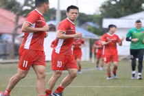 Văn Quyết chấn thương sau chiến thắng AFF Cup 2018