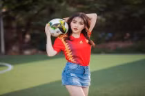 Cô gái Việt chọn cửa Tây Ban Nha vô địch World Cup 2018