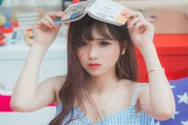 Thiếu nữ xinh như búp bê "đốn tim" mọi chàng trai từ cái nhìn đầu tiên