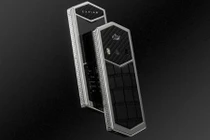 Chi tiết “thanh kiếm” Nokia 6500 đặc biệt với giá 2600 USD