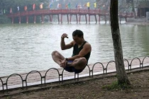 Dân mạng thích thú với hình ảnh người Hà Nội dậy muộn không bao giờ biết