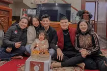 Đoàn tụ gia đình, Quang Hải lộ ngoại hình bất ngờ