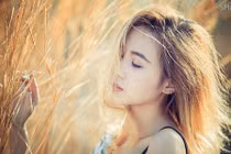 Hot girl Sài thành xinh đẹp nhẹ nhàng trong nắng mai