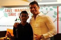Chân dung “ông em Indonesia” của Cristiano Ronaldo