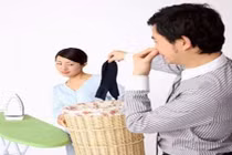 Phát sợ người chồng khấu trừ 20 nghìn mua bánh vào tiền trợ cấp nuôi con