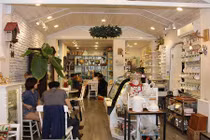 Quán trà “sang chảnh” khiến giới trẻ Sài thành mê tít