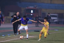 HLV Bandovic: "Hà Nội FC cần thêm cầu thủ như Văn Quyết"