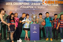 Cận cảnh chiếc cúp UEFA Champions League xuất hiện tại Hà Nội