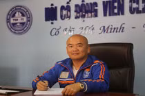 Chân dung CĐV “chịu chơi” vì bóng đá Quảng Ninh