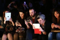 Sự thực thử thách không dùng smartphone một ngày nhận 2.400 USD 