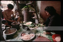 Rưng rưng cảnh Tết xưa ở Việt Nam qua ống kính phóng viên nước ngoài