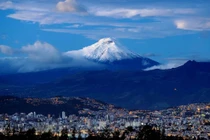 13 ngọn núi lửa tuyệt đẹp nhưng nguy hiểm nhất thế giới