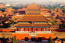 Tiến sĩ nước Việt nào có câu đối treo ở cổng Thiên An Môn?