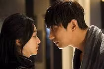 Sau ly hôn vợ cũ ghé qua dọn nhà, ngủ lại với ý đồ lạ 