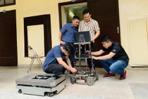 Tiến sĩ Việt nghiên cứu robot tự hành thông minh AMR