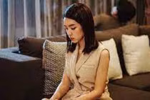 Phát hiện bí mật của bố chồng, tôi được 2 tỷ để giữ kín chuyện